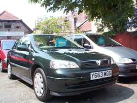 Click on this photo of the Vauxhall Astra 1.6 Club 5 door Manual to enlarge... for sale at Scotts Garage Brighton - if this photo is missing try refreshing the page if the photo still doesn't appear this vehicle might be already sold - click the home button if you found this page via a search engine