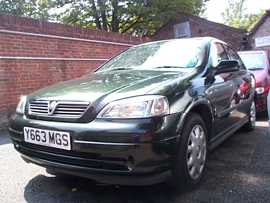 Click on this photo of the Vauxhall Astra 1.6 Club 5 door Manual to enlarge... for sale at Scotts Garage Brighton