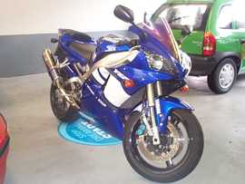 Click on this photo of the Yamaha YZF R1 Motorcycle Manual to enlarge... for sale at Scotts Garage Brighton