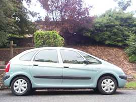 Click on this photo of the Citroen Xsara Picasso 1.6 LX MPV 5 door Manual to enlarge... for sale at Scotts Garage Brighton