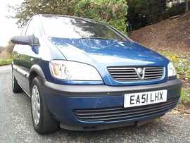 Click on this photo of the Vauxhall Zafira 1.6 16v Club 7 Seater 5 door Manual to enlarge... for sale at Scotts Garage Brighton - if this photo is missing try refreshing the page if the photo still doesn't appear this vehicle might be already sold - click the home button if you found this page via a search engine