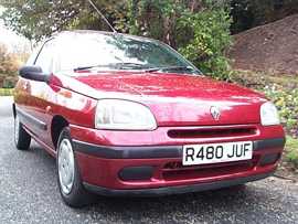 Click on this photo of the Renault Clio 1.2 Biarritz 3 door Manual to enlarge... for sale at Scotts Garage Brighton - if this photo is missing try refreshing the page if the photo still doesn't appear this vehicle might be already sold in which case please contact the dealer