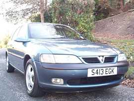 Click on this photo of the Vauxhall Vectra 1.8 16v Artic II 5 door Manual to enlarge... for sale at Scotts Garage Brighton - if this photo is missing try refreshing the page if the photo still doesn't appear this vehicle might be already sold in which case please contact the dealer