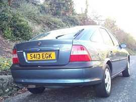 Click on this photo of the Vauxhall Vectra 1.8 16v Artic II 5 door Manual to enlarge... for sale at Scotts Garage Brighton