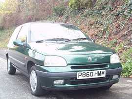 Click on this photo of the Renault Clio 1.4 RT 3 door Manual to enlarge... for sale at Scotts Garage Brighton